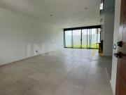 Casa en venta en Fraccionamiento Zoi Santa Anita – San...