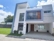 CASA EN VENTA EN FRACCIONAMIENTO ZONA CHEDRAUI SELECT...