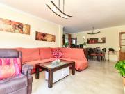 Casa en venta en Fuengirola, Los Pacos. Increíble casa...