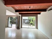 Casa en Venta en Fuentes de las Ánimas, con Alberca y Jardín