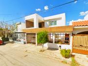 CASA EN VENTA EN FUENTES DEL SUR TORREON!