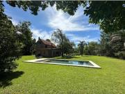 Casa en venta en Funes con 2375m2 de terreno