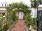 Casa en venta en Gavà, Bruguers. Amplia casa de 4...