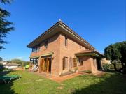 Casa en venta en Girona, Palau. Casa independiente...