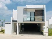 CASA EN VENTA EN GODAI