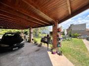 Casa en VENTA en Gonnet, 1 dorm pileta y parque