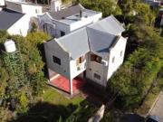 CASA EN VENTA EN GONNET 3 DORMITORIOS Y PARQUE