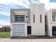 Casa en venta en Graciano Sánchez Romo, Boca del Río,...
