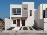 Casa en venta en Graciano Sánchez Romo, Boca del Río,...