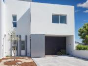 Casa en Venta en Grand Juriquilla, 4 Habitaciones, una...