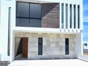 Casa en venta en Grand Juriquilla para estrenar!