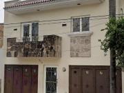 CASA EN VENTA EN GUADALAJARA CERCA DE PLAZA PUNTO ORIENTE