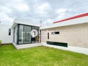 Casa en Venta en Guadalupe Hidalgo de un solo nivel con...