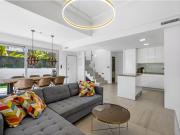 Casa en venta en Guardamar del Segura, El Raso. Villa 3...