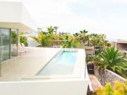 Casa en venta en Guía de Isora, Abama. Villa de Lujo en...