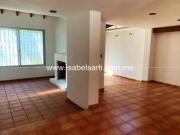 Casa en VENTA EN HACIENDA DE MOMPANI