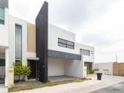 Casa en venta en Hacienda Juriquilla Santa Fe