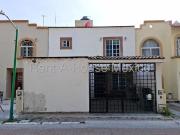 Casa en venta en Hacienda la Gloria, Querétaro. Cinco...