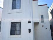 Casa en venta en Hacienda los Cantu 2do Sector, Cancún,...