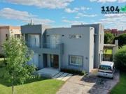 Casa en Venta en Haras Santa María 4 ambientes...