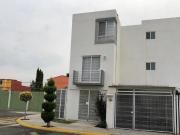 CASA EN VENTA EN HEROES CHALCO III