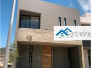 Casa en venta en Hogares de Nuevo Mexico, Zapopan, Jalisco