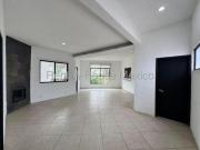 Casa en Venta en Huertas La Joya 3 Recamaras 4 Baños...