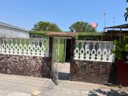 Casa en venta en Infonavit las Brisas, Veracruz, de...