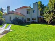 Venta CASA 6 AMB Leloir Ituzaingó