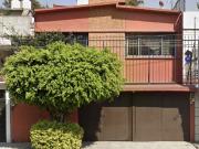 CASA EN VENTA EN JARDIN BALBUENA A 8 MINUTOS DEL ESTADIO GNP