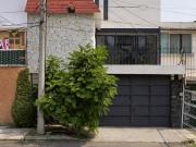 ¡Casa en Venta en Jardin Balbuena, Venustiano Carranza...