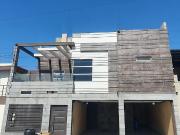 Casa en venta en Jardin Dorado, Tijuana, Baja California