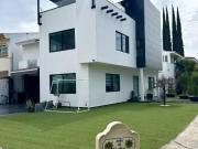 CASA EN VENTA EN JARDÍN REAL