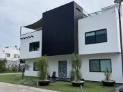 CASA EN VENTA EN JARDÍN REAL CASA EN VENTA EN JARDÍN REAL