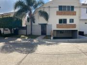 CASA EN VENTA EN JARDIN REAL