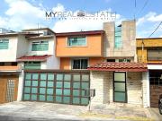 Casa en venta en Jardines Bellavista, Cancún, Estado De...