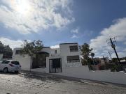 Casa en venta en Jardines de Chapultepec S E, Tijuana,...