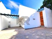 CASA EN VENTA EN JARDINES DE DELICIAS