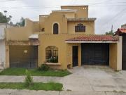 CASA EN VENTA EN JARDINES DE GUADALUPE CASA EN VENTA EN JARDINES DE GUADALUPE