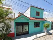 Casa en venta en Jardines de Morelos, Ecatepec de...