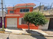 Casa en venta en Jardines de Morelos, Ecatepec. mm