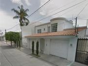 Casa en venta en Jardines de San Francisco, San...