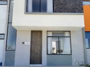 Casa en venta en Jardines de Santa Anita, Tlajomulco de...