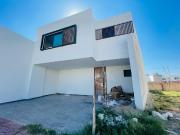 Casa en Venta en Jardines de Santa Fe por Punta del Este