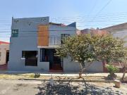 CASA EN VENTA EN JARDINES DE SANTA ISABEL GUADALAJARA DE...