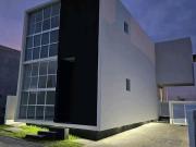 Casa en venta en Jardines de Zoquipa, Cancún, Morelos