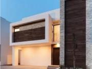 Casa en venta en Jardines del Llano, Villa de Álvarez,...