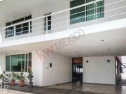 Casa en Venta en Jardines del Moral, León Gto: Espacios...