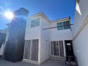 CASA EN VENTA EN JARDINES DEL MORAL LEON GUANAJUATO ZONA...