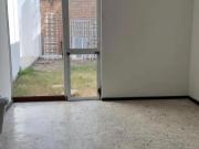 Casa en Venta en Jardines del Moral, Zona Comercial